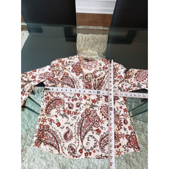 Women's Banana Republic Paisley Print Lace-Up Top with Long Sleeves Size S - Picture 5 of 5
